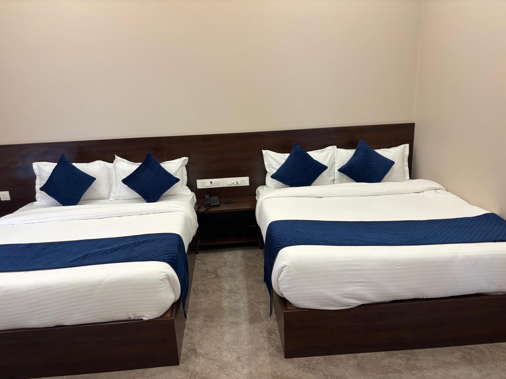 Khātu Hotel Sisodiya Palace מראה חיצוני תמונה