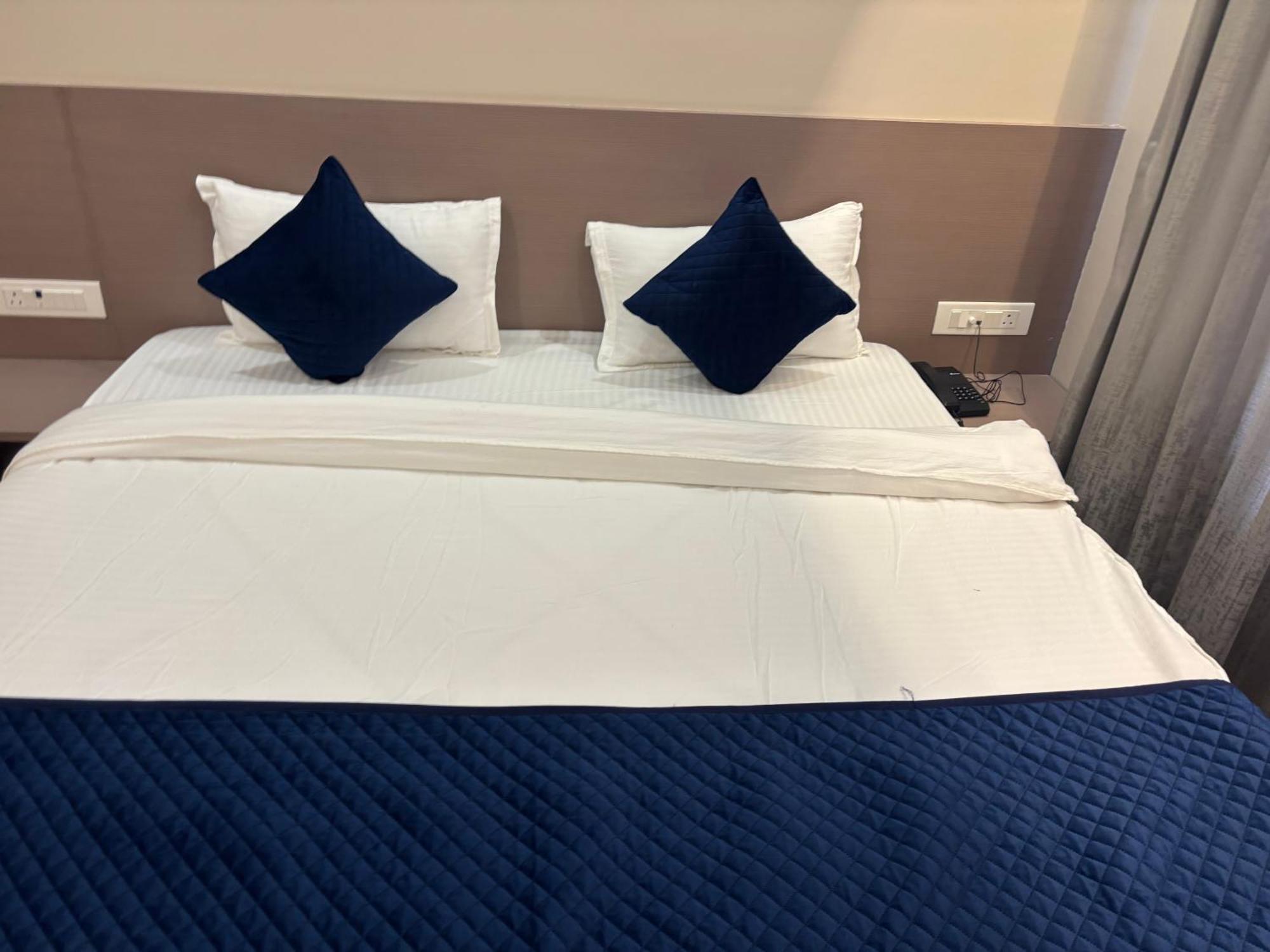 Khātu Hotel Sisodiya Palace מראה חיצוני תמונה