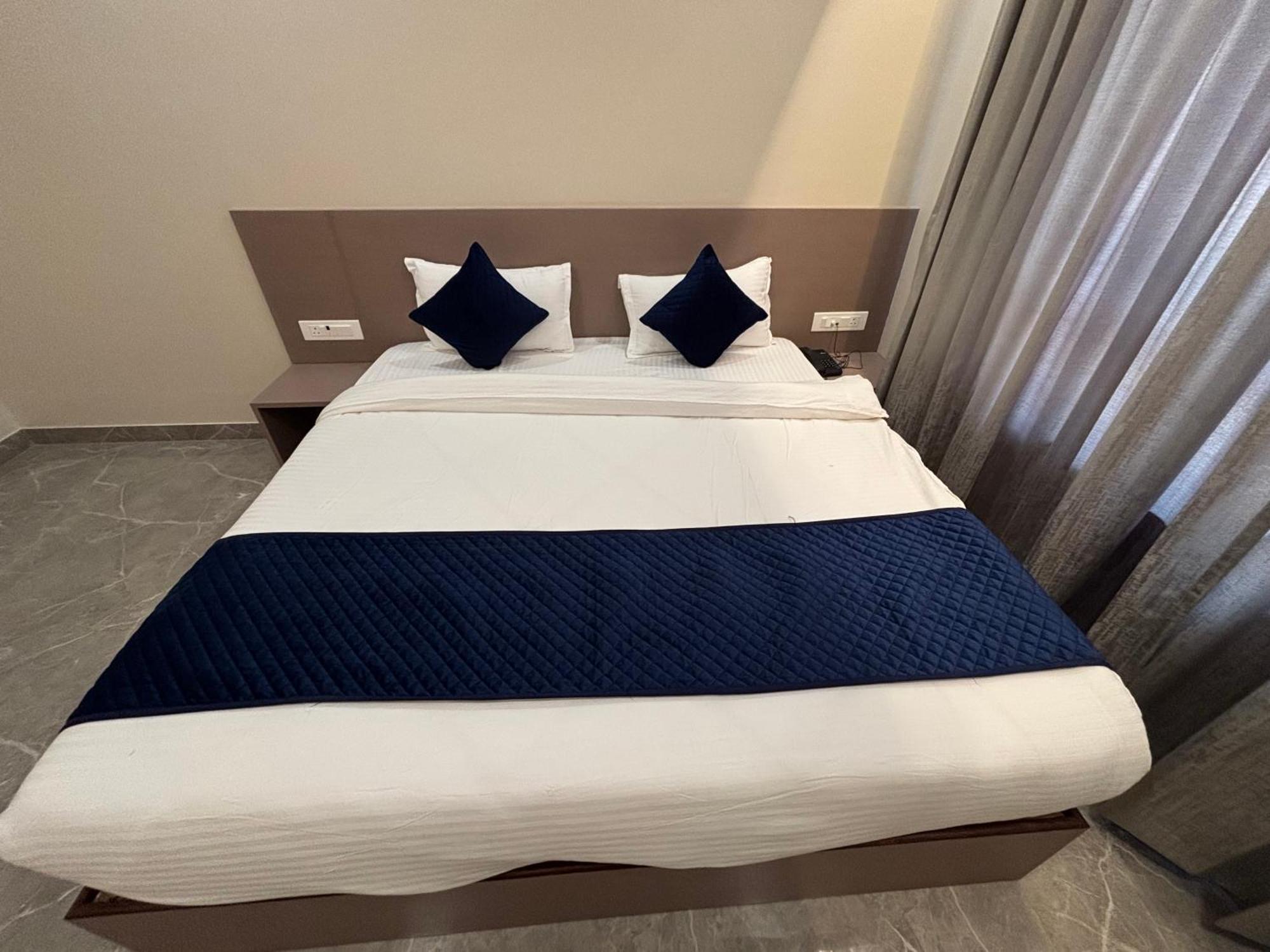 Khātu Hotel Sisodiya Palace מראה חיצוני תמונה