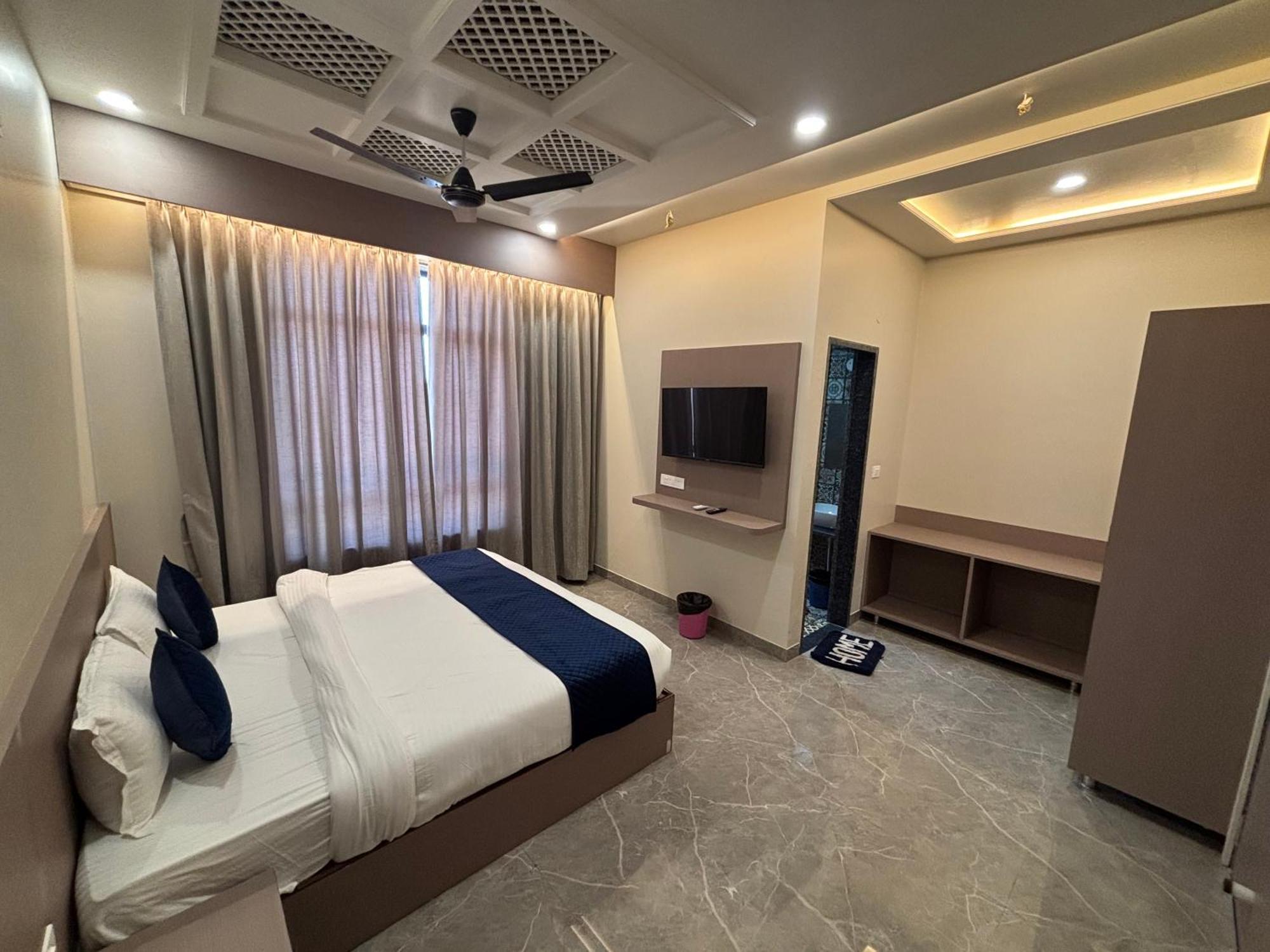 Khātu Hotel Sisodiya Palace מראה חיצוני תמונה